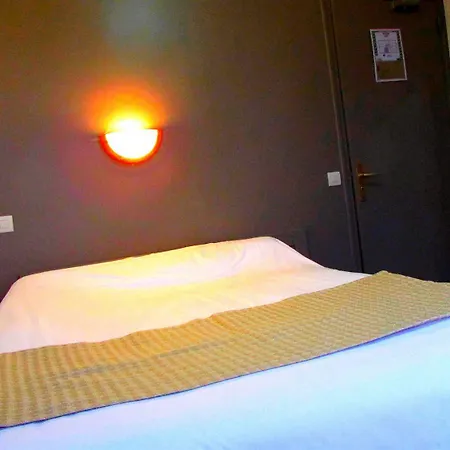 Hotel De Choisy 2*