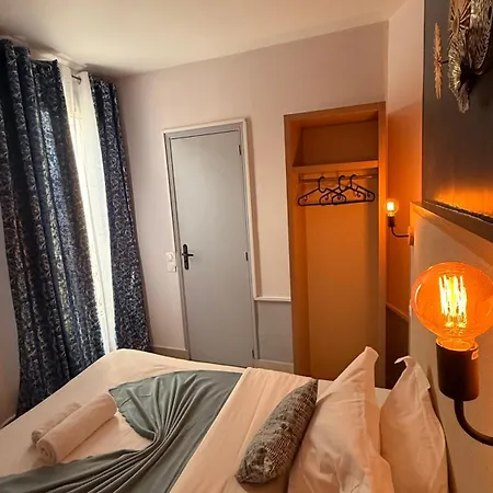 ホテル De Choisy 2*